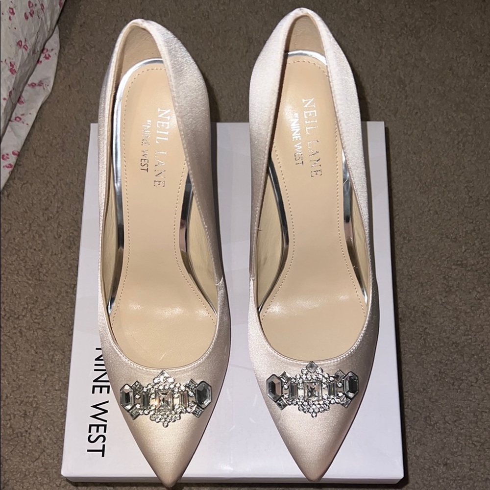 Nine West Neil Lane  Cream Embellished Women's Heels Sz 9.5